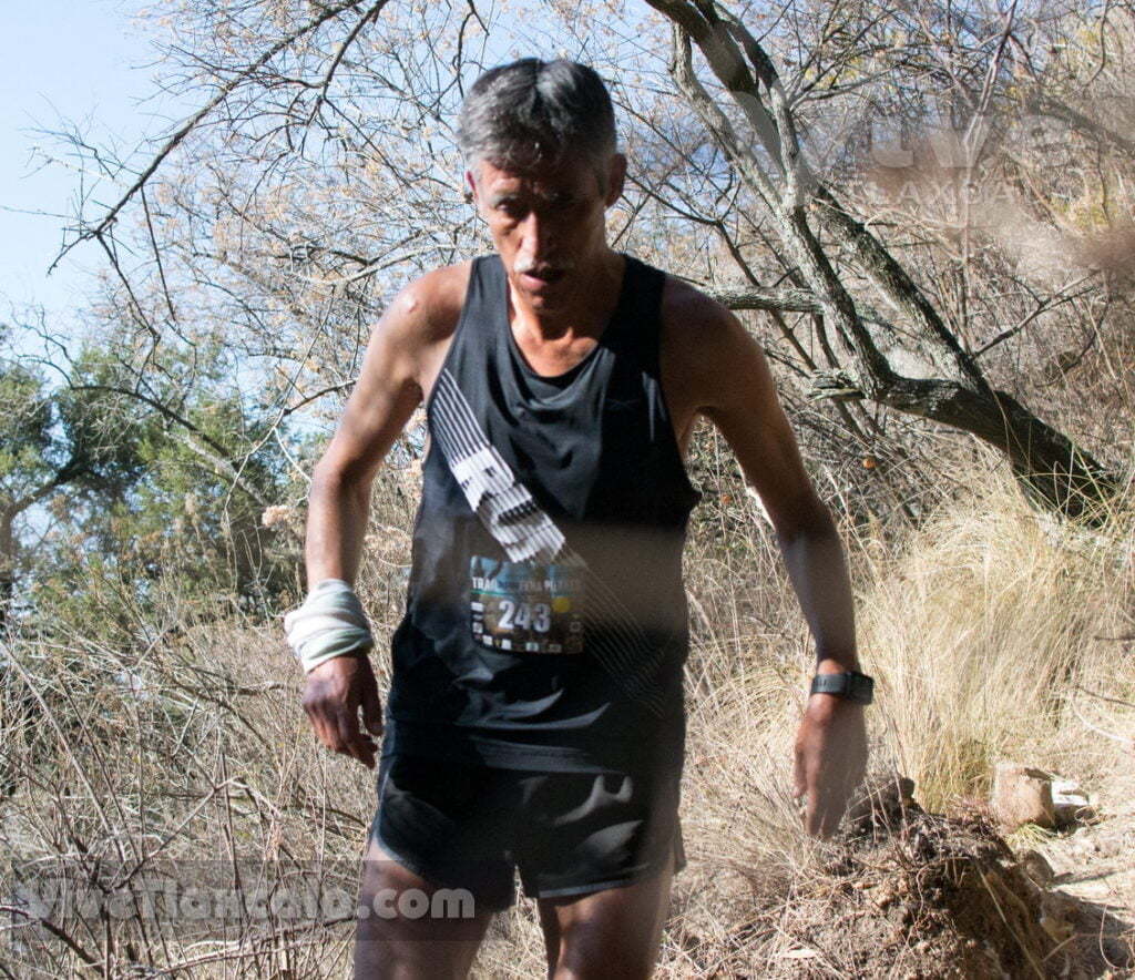 DSC 3537 trail pena pilares-