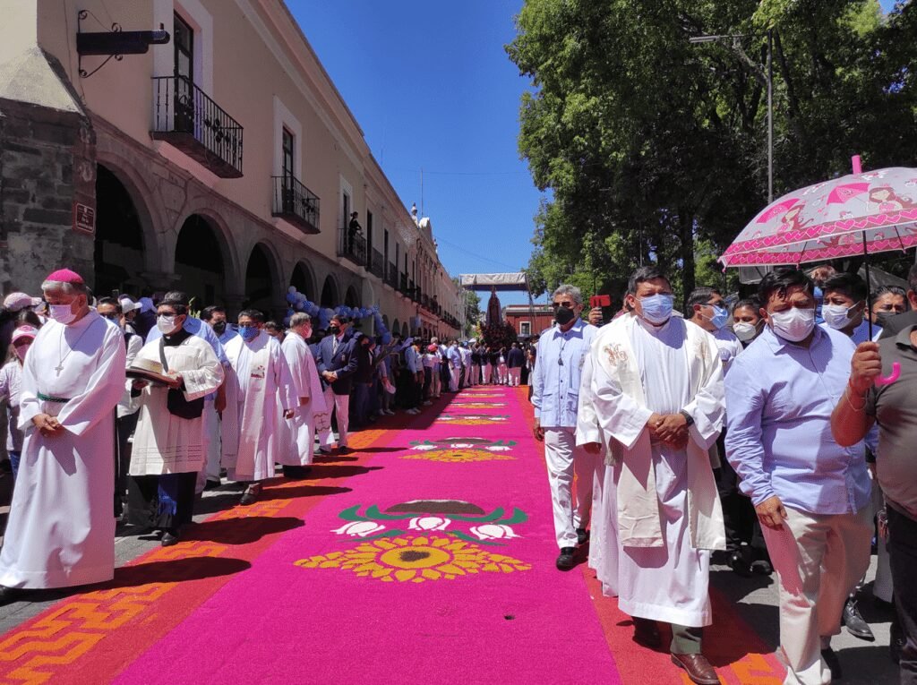 Bajada de la Virgen de Ocotlán en Tlaxcala 4 3 1-