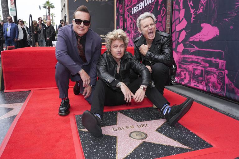Green Day Estrella en Paseo de la Fama: Un Legado de Punk-Rock Incorruptible 3 AA1E13wD-