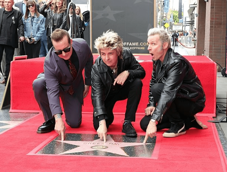 Green Day Estrella en Paseo de la Fama: Un Legado de Punk-Rock Incorruptible 4 aaa-