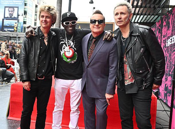 Green Day Estrella en Paseo de la Fama: Un Legado de Punk-Rock Incorruptible 5 gettyimages 2212308653 612x612 1-