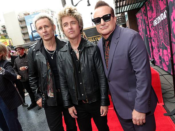 Green Day Estrella en Paseo de la Fama: Un Legado de Punk-Rock Incorruptible 10 gettyimages 2212943575 612x612 1-