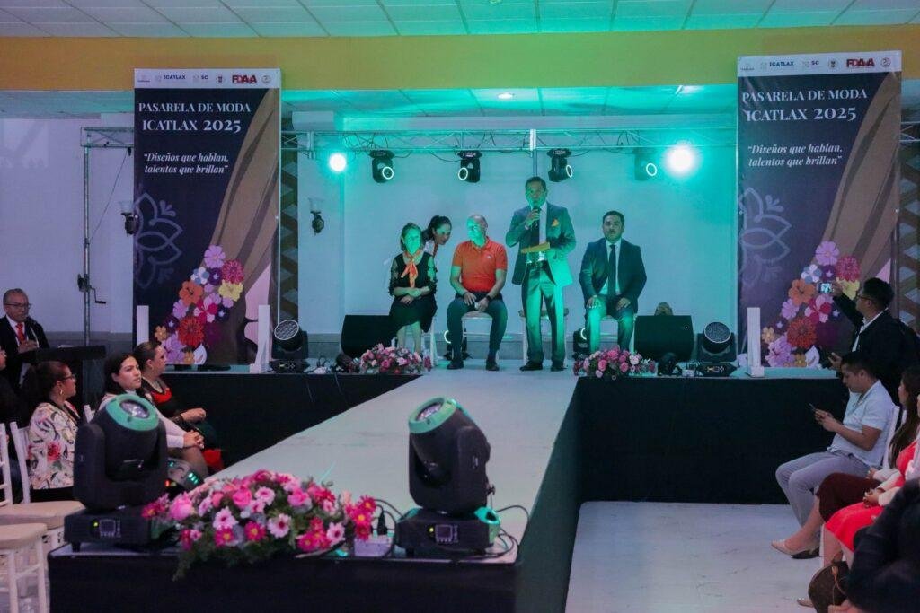 Pasarela ICATLAX 2025 