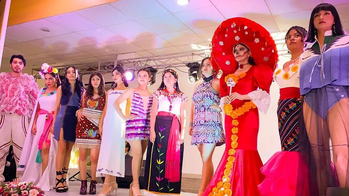 Pasarela Exposición de Creaciones 2025