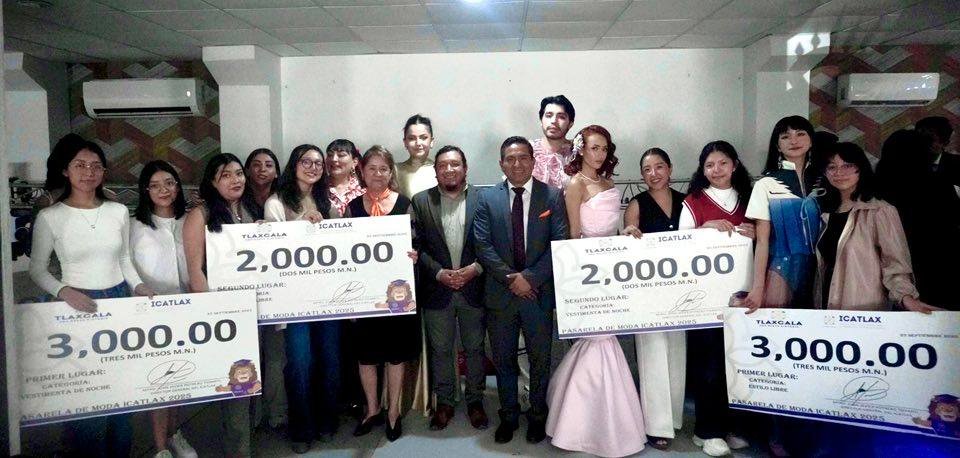 Pasarela ICATLAX 2025 