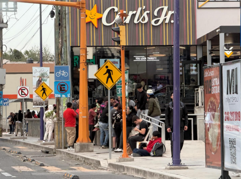 Hamburguesas gratis por un año Carl's Jr Tlaxcala