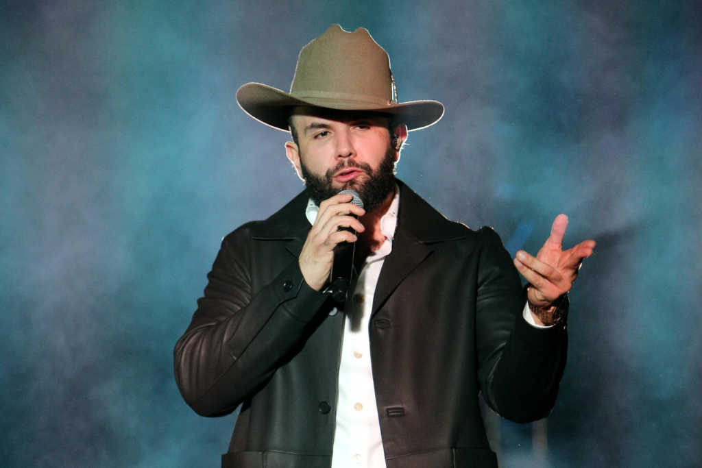 Carin León en el Palenque de la Feria de Puebla 2026: Precios, Fechas y Boletos 3 Carin León en el Palenque de la Feria de Puebla 2026