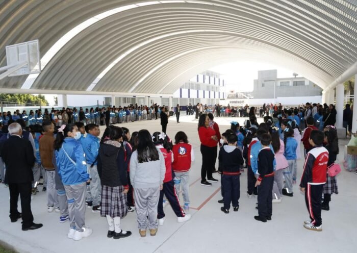 Primaria Emiliano Zapata estrena instalaciones en Tlaxcala: Inversión de 47.9 mdp y seguridad garantizada 14 Primaria Emiliano Zapata estrena instalaciones en Tlaxcala